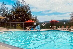 Cabin < Half-mi From Pine Mountain Lake Marina!