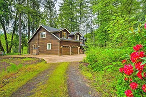 The River House' w/ Deck, on Mckenzie River!