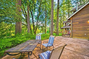 The River House' w/ Deck, on Mckenzie River!