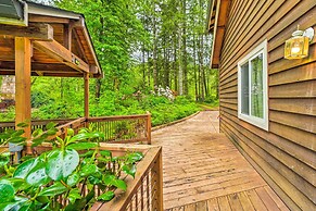 The River House' w/ Deck, on Mckenzie River!