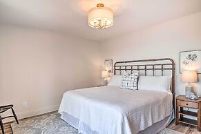 Stunning Highlands Escape w/ Fireplace & Game Room