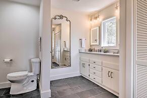 Stunning Highlands Escape w/ Fireplace & Game Room