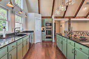 Stunning Highlands Escape w/ Fireplace & Game Room