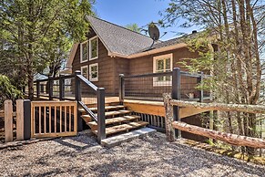 Stunning Highlands Escape w/ Fireplace & Game Room