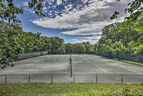 Idyllic Wintergreen Condo w/ Resort Amenities