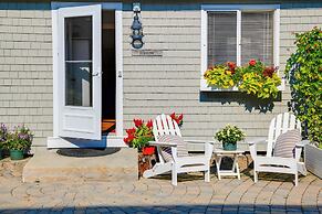'heron Cottage' on Casco Bay w/ Deck & Boat Dock!