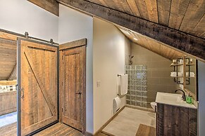 Dazzling Cle Elum Home w/ Game Room & Fire Pit!