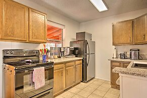 Hot Tub Hideaway in Pinetop: Bring Your Pet!