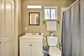 Hot Tub Hideaway in Pinetop: Bring Your Pet!