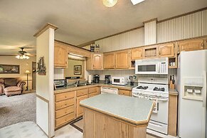 Deck, Fire Pit & Yard: Mountain Escape!