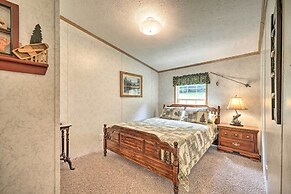 Deck, Fire Pit & Yard: Mountain Escape!