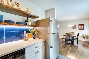 Bright & Sunny Getaway w/ Bikes: 1 Mi to Esu!