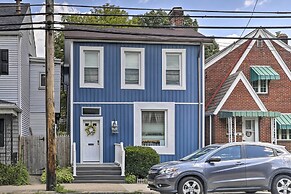 Walk to Walnut St: Pet-friendly Pittsburgh Home!