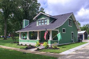 Renovated Craftsman House w/ Patio & Fire Pit!