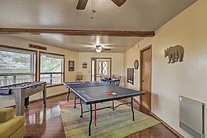 Pet-friendly Munds Park Retreat w/ Wraparound Deck