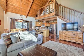 Pet-friendly Munds Park Retreat w/ Wraparound Deck