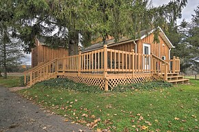 Vintage Farmhouse ~ 2 1/2 Mi to Mount Pleasant Ski