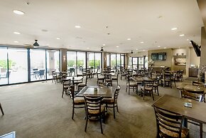 Sunny Palm Desert Home - Swim, Golf & Relax!