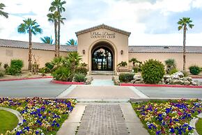 Sunny Palm Desert Home - Swim, Golf & Relax!