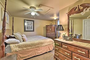 Cozy Lakefront Lapeer House w/ 2 Paddle Boats!