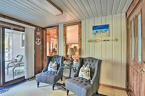 Cozy Lakefront Lapeer House w/ 2 Paddle Boats!