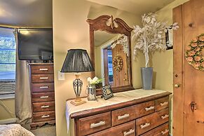 Cozy Lakefront Lapeer House w/ 2 Paddle Boats!