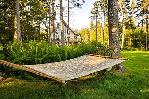 Waterfront Prospect Harbor Cottage: Yard, Fire Pit