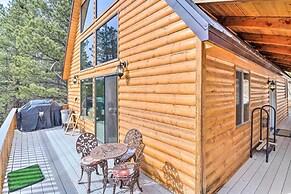 Pet-friendly Duck Creek Village Cabin w/ Fire Pit!