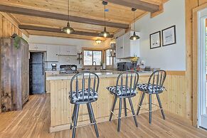 Pet-friendly Duck Creek Village Cabin w/ Fire Pit!