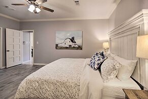 Quiet West Houston Home w/ Patio, Walk to Shops!