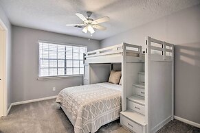 Quiet West Houston Home w/ Patio, Walk to Shops!