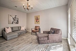 Quiet West Houston Home w/ Patio, Walk to Shops!