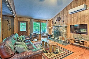 Home in Big Bass Lake Community: Fire Pit & Grill!