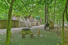 Home in Big Bass Lake Community: Fire Pit & Grill!