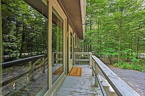 Home in Big Bass Lake Community: Fire Pit & Grill!