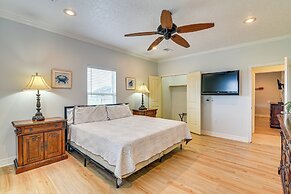 Walk to Shore: Crystal Beach Family Home w/ Deck!