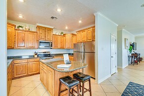 Walk to Shore: Crystal Beach Family Home w/ Deck!