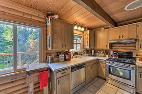 Near Vineyards: Cabin w/ Hot Tub in Pollock Pines!