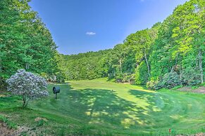 Beautiful Connestee Falls Home w/ Porch in Brevard