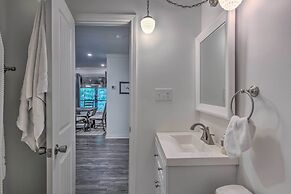 Beautiful Connestee Falls Home w/ Porch in Brevard