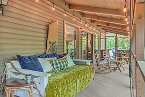 Beautiful Connestee Falls Home w/ Porch in Brevard