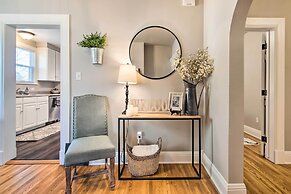 Charming Getaway, Walk to Windsor Lake & Downtown!