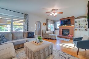 Charming Getaway, Walk to Windsor Lake & Downtown!