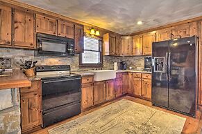 Carters Hideaway by Fairy Stone: Pool & Hot Tub