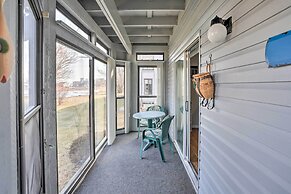 Serene Abode on Lake Erie ~ 9 Miles to Oak Harbor