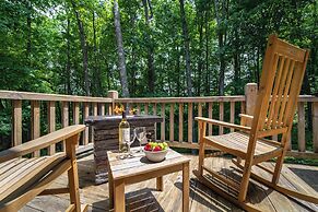 3 Mi to Lake Glenville: Smoky Mtn Cabin, Fire Pit