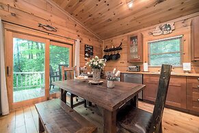 3 Mi to Lake Glenville: Smoky Mtn Cabin, Fire Pit
