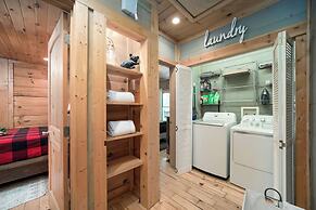 3 Mi to Lake Glenville: Smoky Mtn Cabin, Fire Pit