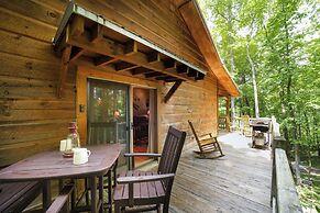 3 Mi to Lake Glenville: Smoky Mtn Cabin, Fire Pit