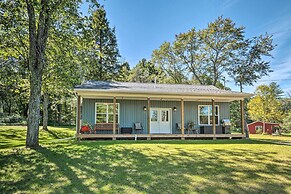 Saylorsburg Retreat: 16 Mi to Ski Resort